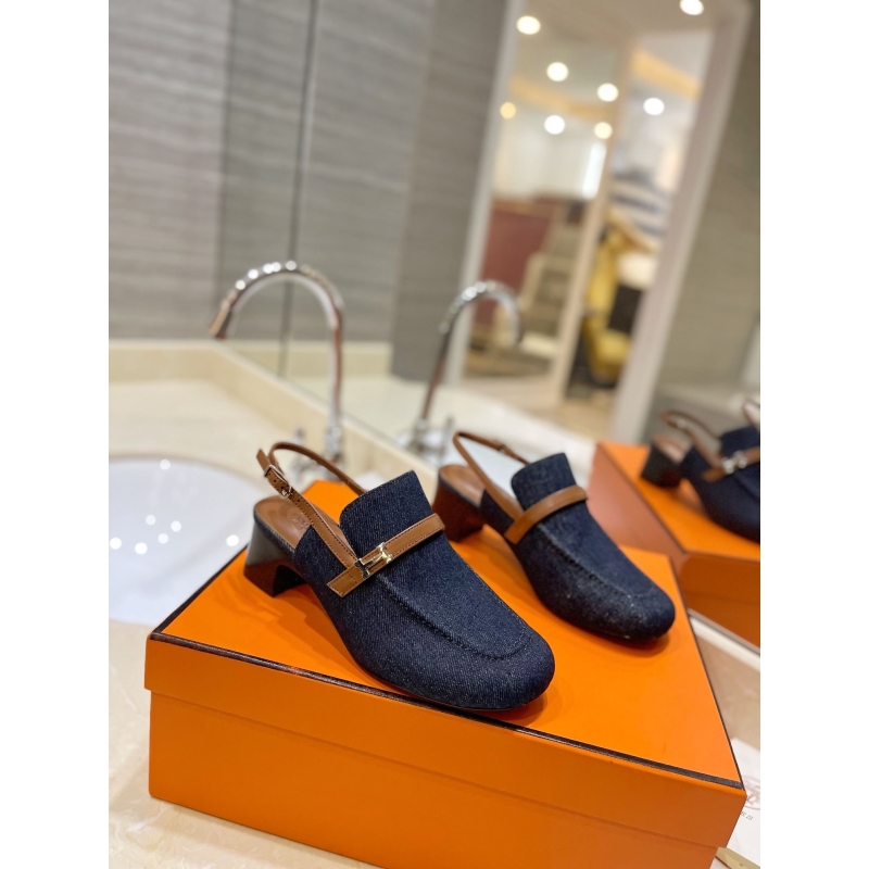 H**mes slippers